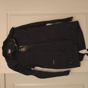 Light cinch waist black coat